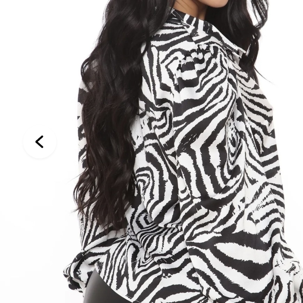 Zebra Print Blouse in Black & White - Picture 3 of 5